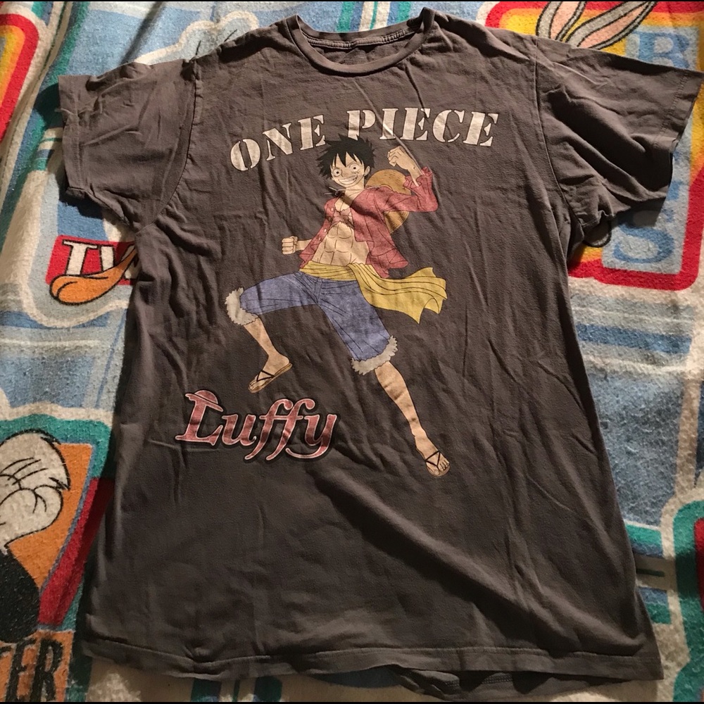 One piece T